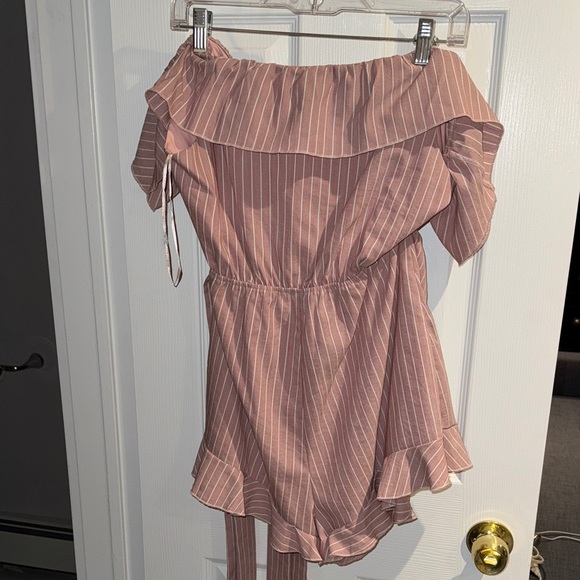 Superdown Blush Striped wrap romper - Picture 4 of 4